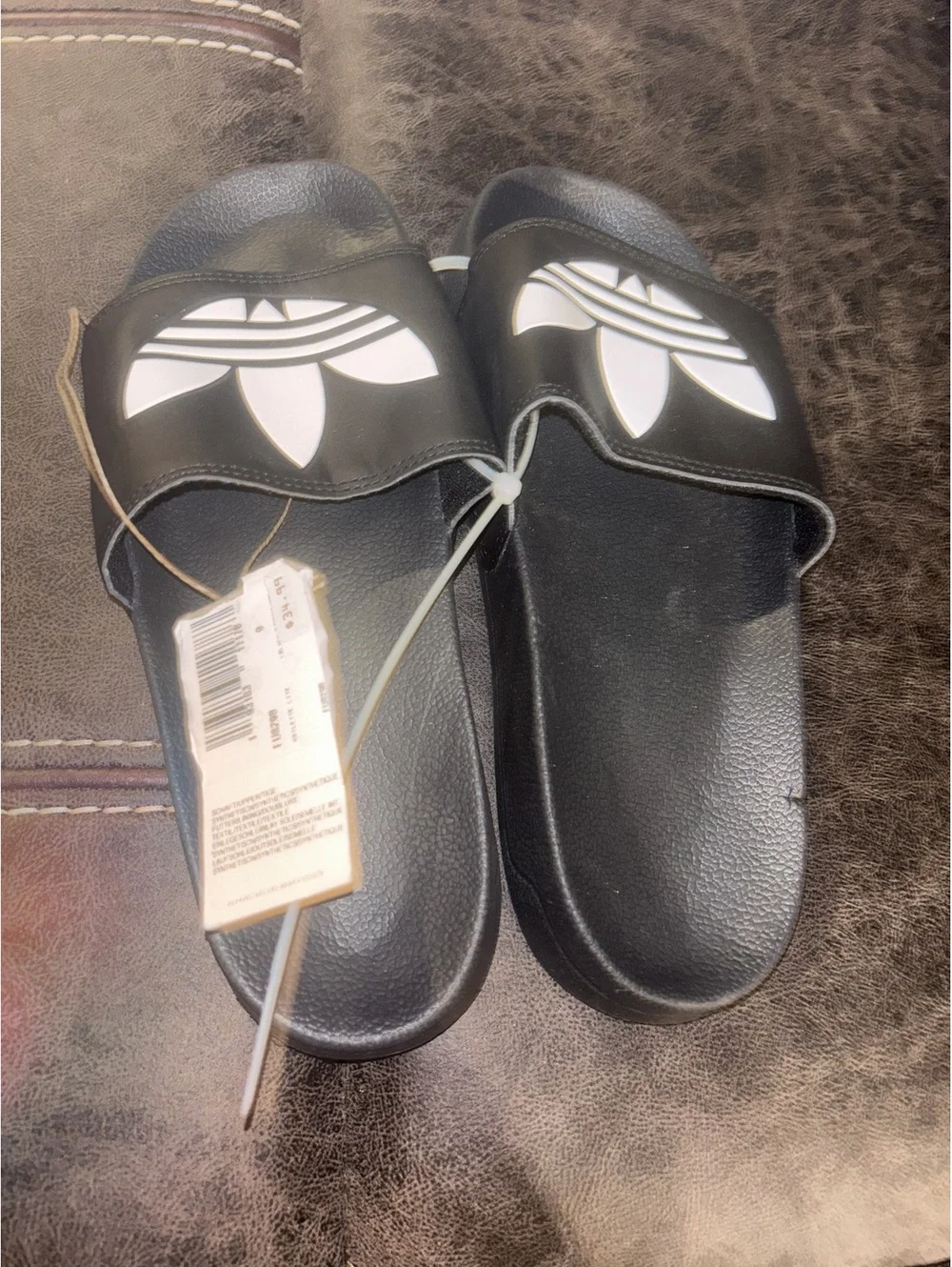 Adidas Adilette Lite Slides Black White Trefoil Sandals Men’s Size 9 NWT